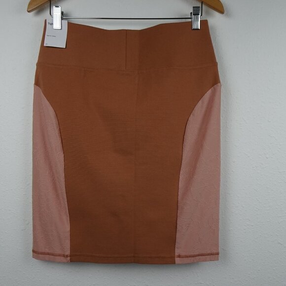 Nike Tight Fit Skirt Women's Size L Brown Pink Stretch Athleisure Casual - Picture 3 of 8